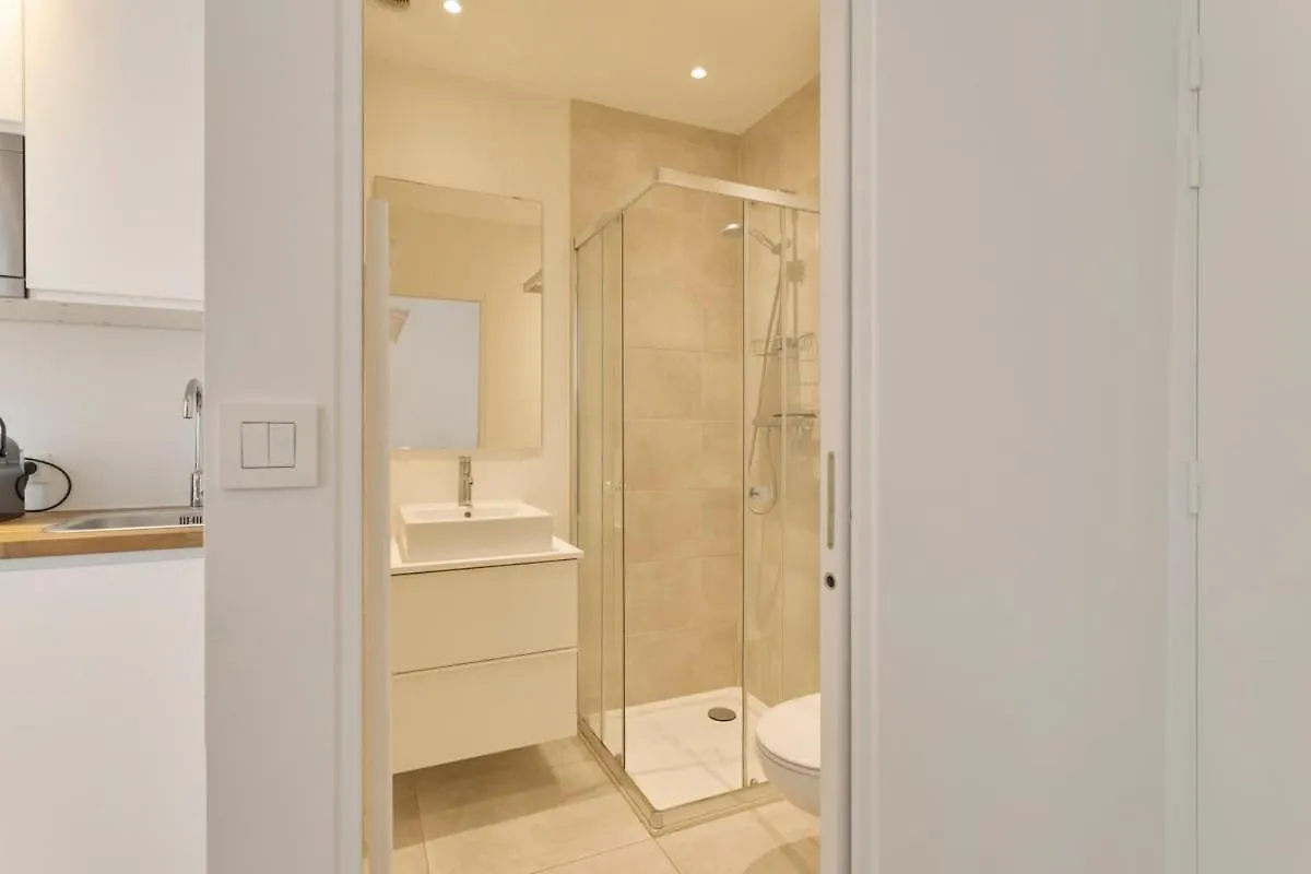 Beautiful Cosy Apartments In The Heart Of Antwerpen 0*,  België